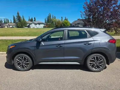 For sale is this beautiful hockey mom driven 2019 Hyundai Tucson preferred AWD with only 125,700km e...