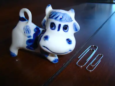 Elesva Holland Delftware Blue Hand-Painted Smiling Happy Cow, View more