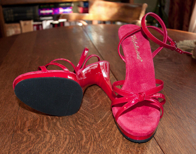 BRAND NEW PLEASER- RED SANDALS HIGH HEELS- 7 in Women's - Shoes in St. Catharines - Image 3