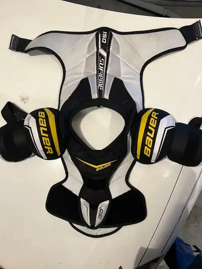 Bauer Supreme 150 shoulder pads, View more