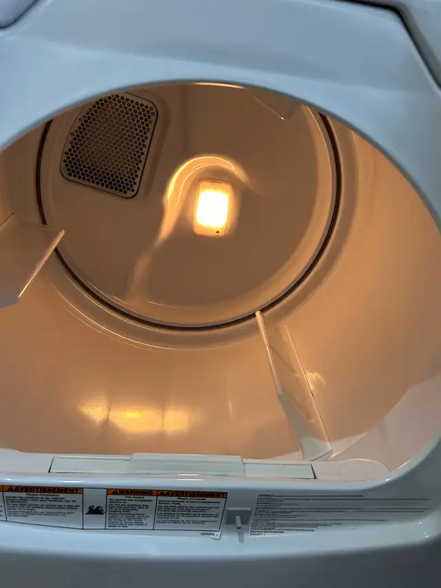 Electomenager in Washers & Dryers in Sherbrooke - Image 3