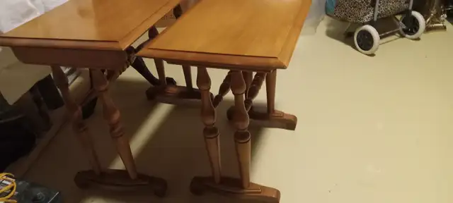 Wood Nesting Tables in Coffee Tables in Ottawa - Image 4
