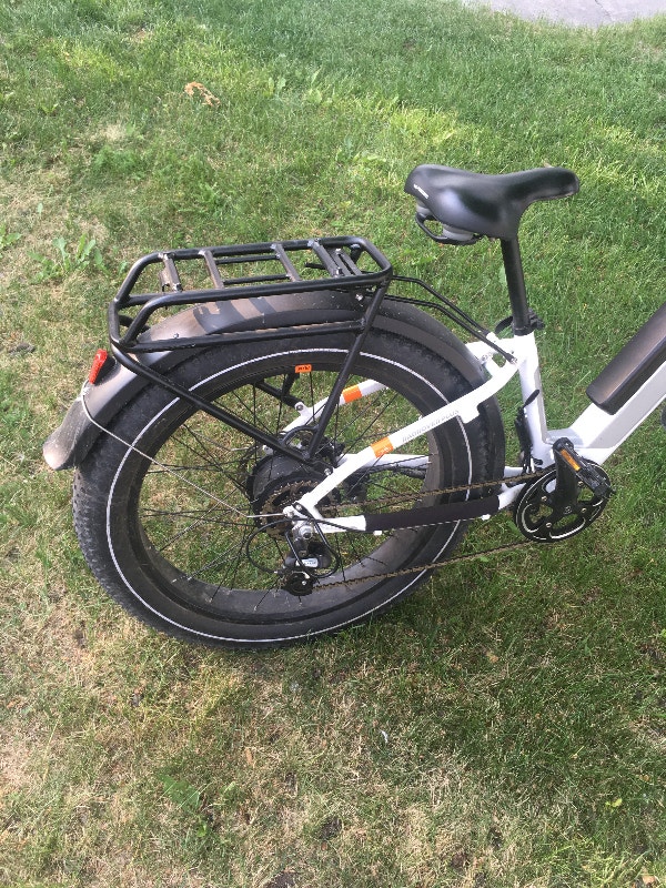 RadRover 6 Plus Step Through w/ basket and back rack eBike Calgary