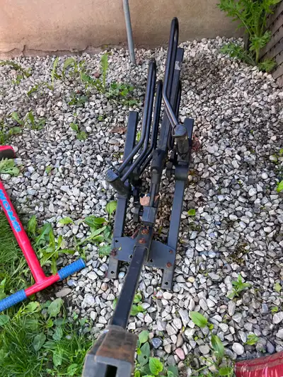 Foldable bike rack for trailer hitch Holds 2 bikes