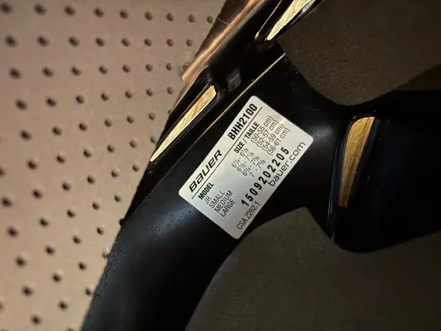 Brand new Bauer Skates64601013881986122