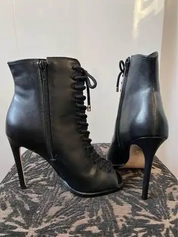 High heel booties (size 7) in Women's - Shoes in Edmonton - Image 4