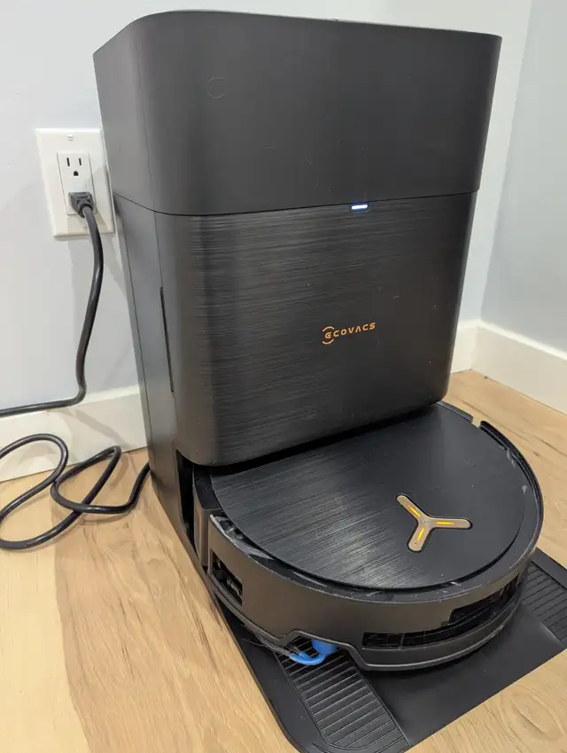 ECOVACS DEEBOT X9 PRO OMNI Robot Vacuum and Mop in Vacuums in Markham / York Region - Image 3