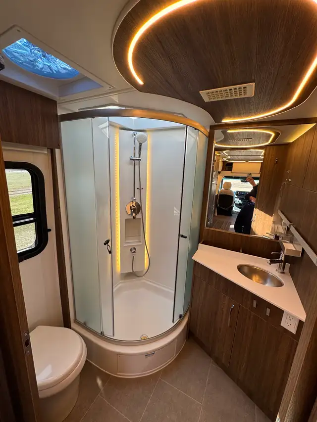 2024 Mercedes Benz Unity MBL Leisure Travel Van NO GST in RVs & Motorhomes in Grande Prairie - Image 10