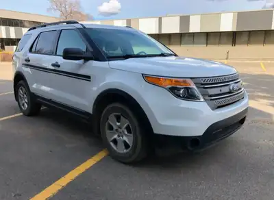 2014 FORD EXPLORER 7/seat Active one owner all factory intact Amazing condition from Government extr...