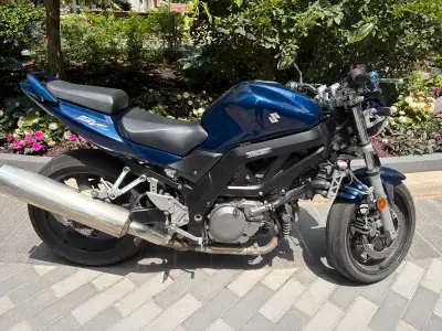 2008 SV 650 Blue Selling $3500 certified or $3000 as is.