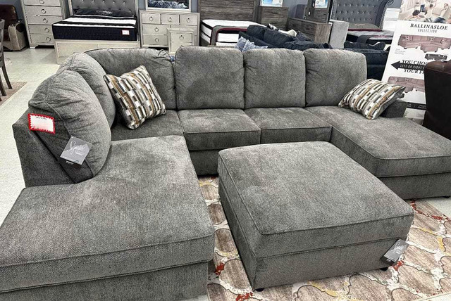 BRAND NEW MODERN SECTIONAL SOFA ON SALE Couches Futons