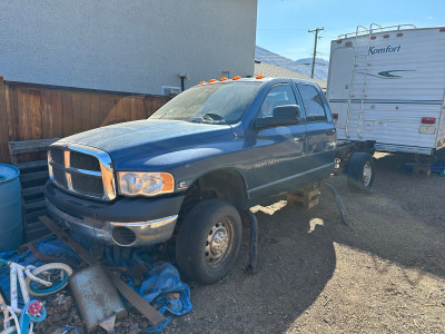 2005 Dodge 3500 for parts 