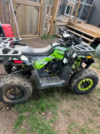 2021 Coleman 200cc 4 stroke, 185 km, remote kill switch