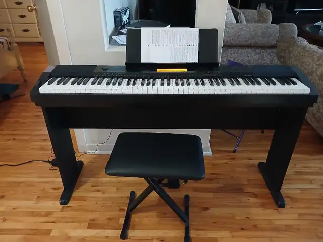piano casio cdp 230r le kit au complet in Pianos & Keyboards in City of Montréal - Image 2