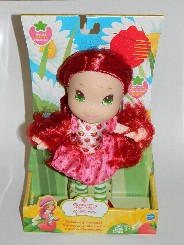 Doll Accessories in Animal Pouch & Strawberry Shortcake Doll in Toys & Games in Oshawa / Durham Region - Image 3