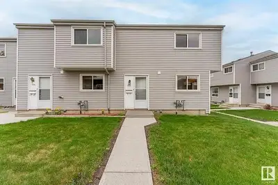 3 Beds 2 Baths Townhouse for rent