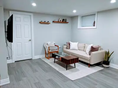 Spacious 2 Bedroom on Central Hamilton  Mountain