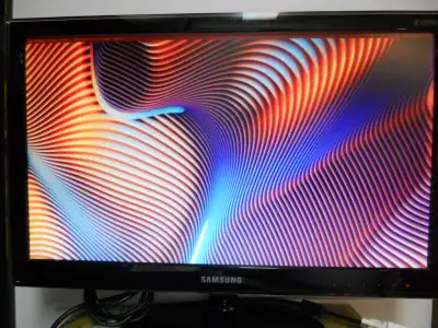 Still available. Samsung monitor 23 inch - Syncmaster P2350 Low usage, no dead Pixels. Includes DVI...