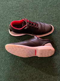 Golf shoes