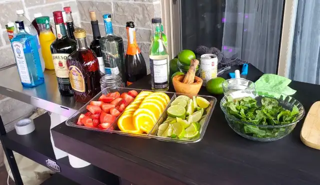 Straight Up Mobile Bartenders520784393043322885