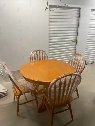 Round Oak Dining Table and 4 Chairs, View more
