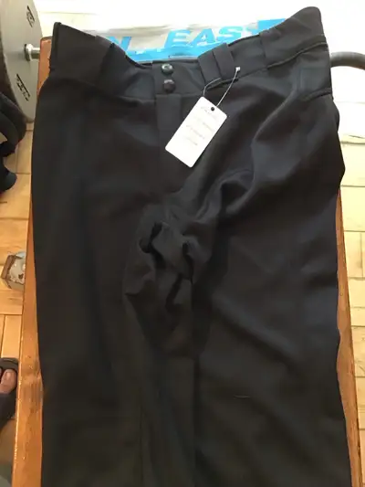 Easton Women’s Baseball Pants Size 28-30, View more