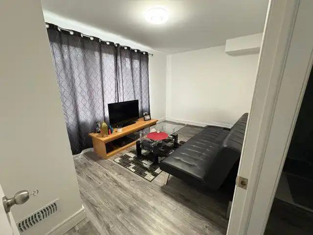 Basement for Rent, Grandsview,North Oshawa-$2050 p/m in Long Term Rentals in Oshawa / Durham Region - Image 6