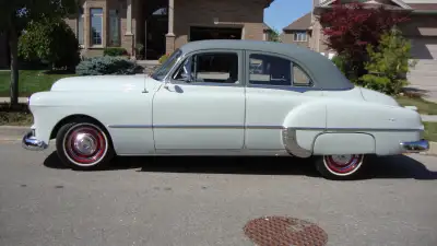 1949 Pontiac Silver Streak 4door, 54357 Miles. Rebuilt original flat straight 8 (by Gerry Timm) stai...