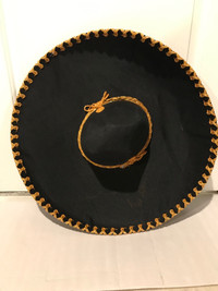 Mexican sombrero signed by boxers 