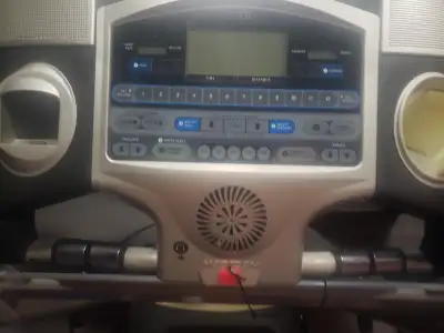 works great used and old but works perfect - just a bit more noisy than a new model I just do not us...