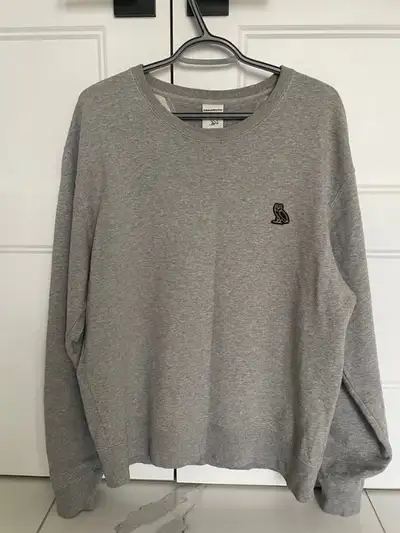Like new men's OVO essentials crewneck sweater size large, View more