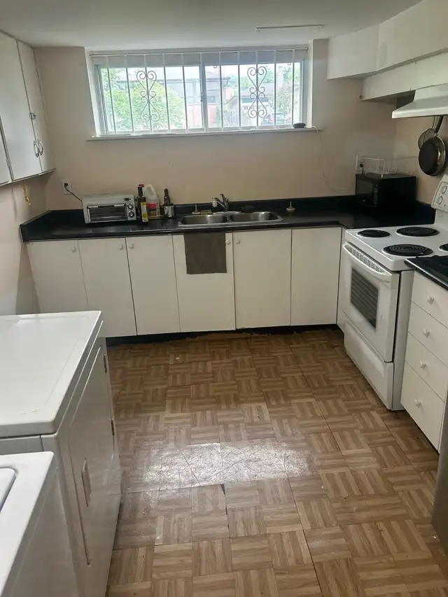 Private Basement room for rent in Etobicoke north/Rexdale area 62863778368386122