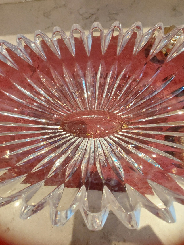 TWO CRYSTAL FRUIT BOWLS in Kitchen & Dining Wares in Markham / York Region - Image 3