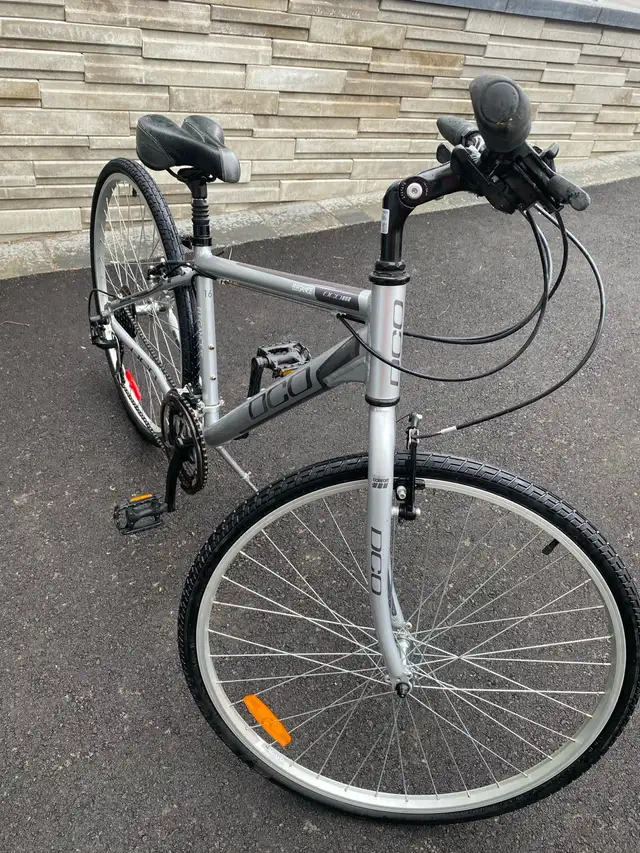Vélo Bike DCO Élégance 701 comme neuf in Cruiser, Commuter & Hybrid in Laval / North Shore - Image 8