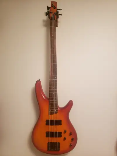Ibanez Soundgear Bass, View more