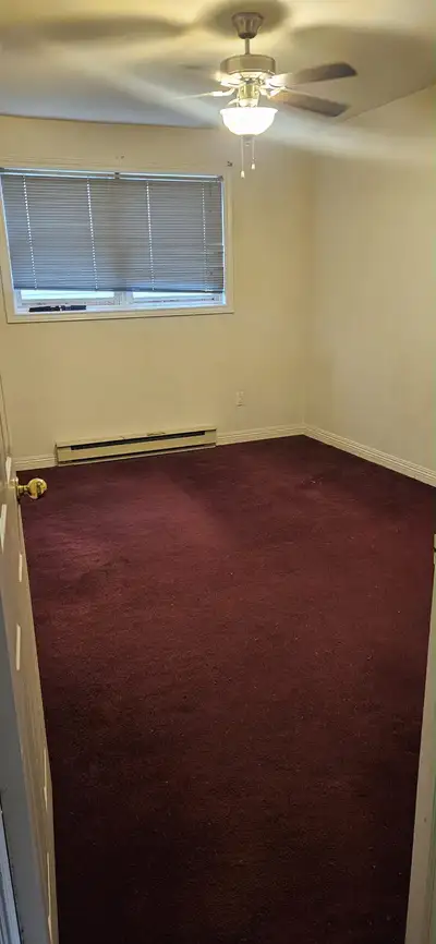 Private Bedroom for Rent in South End 3-Bedroom Condo Private, unfurnished bedroom available for ren...