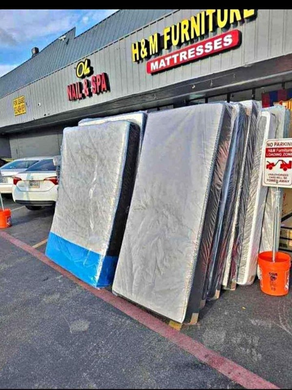Hot Mattress Sale!! Brand new Mattress!! Free and Fast Delivery! Beds & Mattresses Hamilton