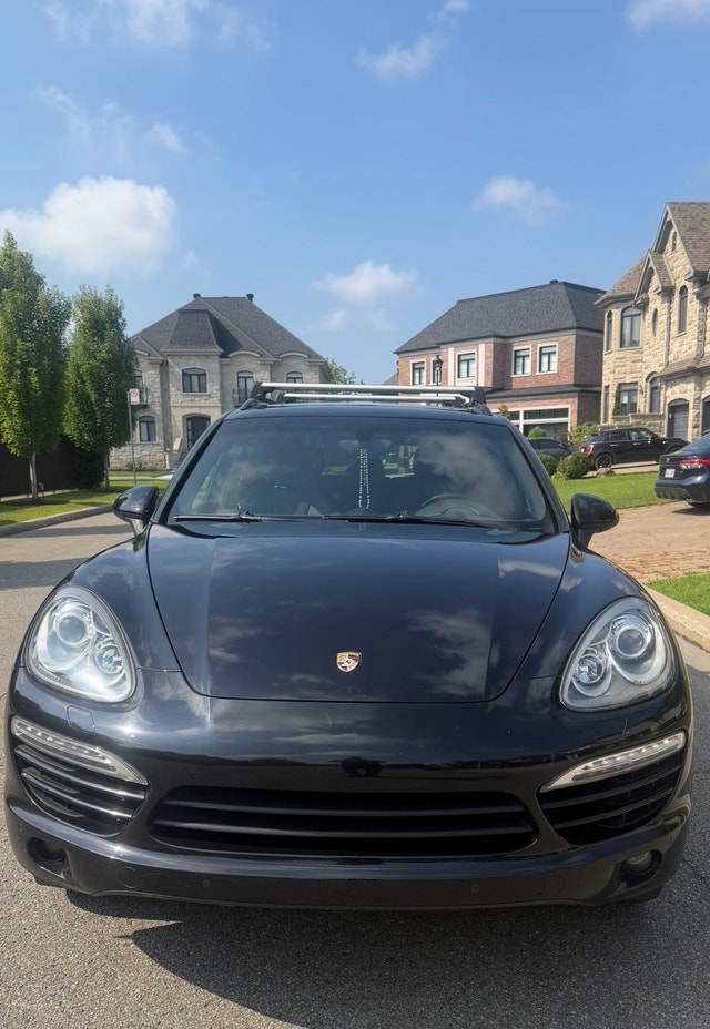 2013 PORCHE CAYENNE DIESEL — photo 3