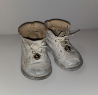Vintage 50's Baby Boots & Bells