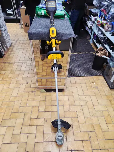 Coupe-bordure DeWalt 20V, View more