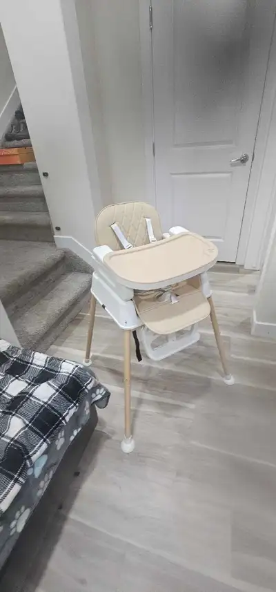 high chair / booster seat, View more