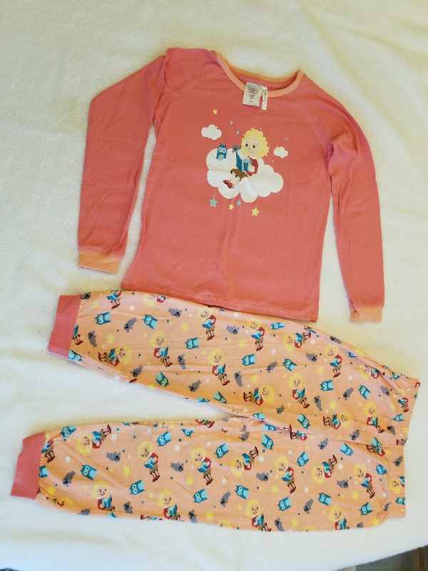 Pyjamas- Passe Partout- corail (Canelle) 5/6 ans dans Vêtements - 5T  à Longueuil/Rive Sud