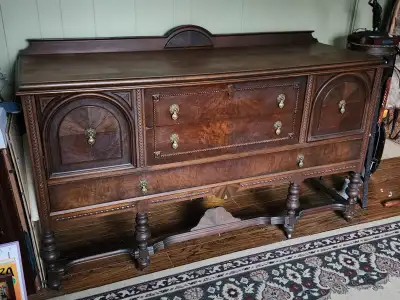 *~ VINTAGE BUFFET ~*, View more