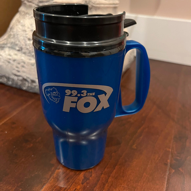 Classic 99.3 The FOX coffee travel mug from the 1990s - Brand Ne in Arts & Collectibles in Burnaby/New Westminster