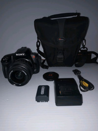 Sony A390 DSLR 14.2 MP Camera W/ 18-55mm F/ 3.5-5.6 SAM Lens
