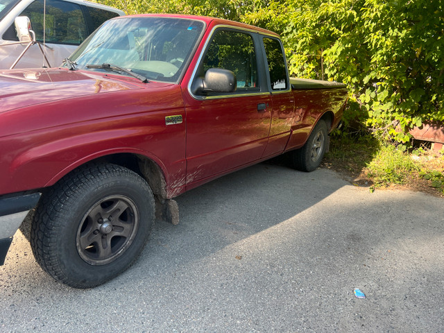 2001 Mazda B3000 in Cars & Trucks in Cranbrook