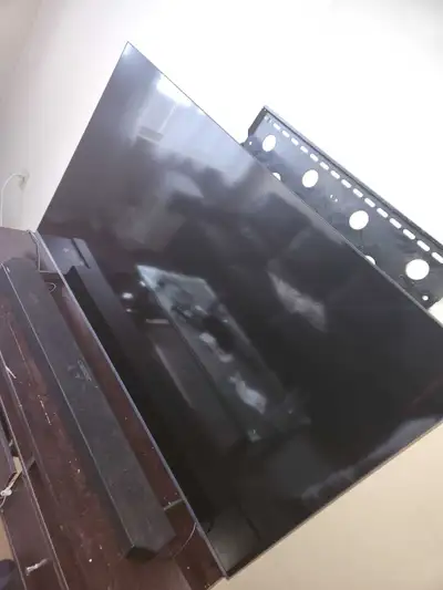 Brand new 65 inch Samsung TV with receipt for sale !, View more