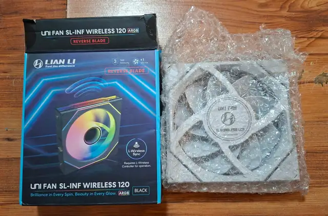 Lian Li UNI Fan SL-INF Wireless 120 (Reverse Blade)