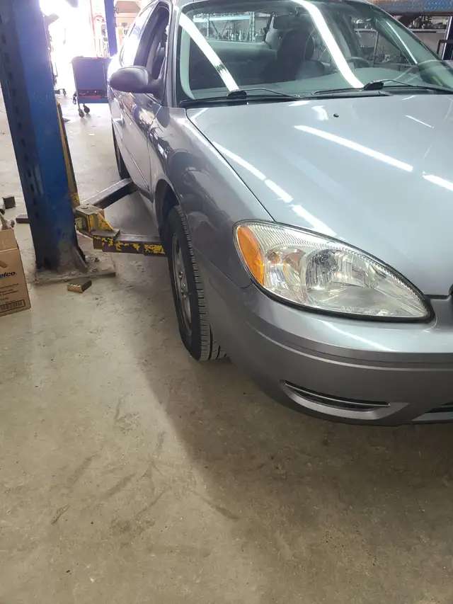 2006 Ford Taurus519422856261816327