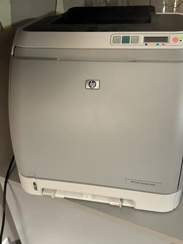 HP Laser Jet 1600 Printer in Printers, Scanners & Fax in Hamilton - Image 2